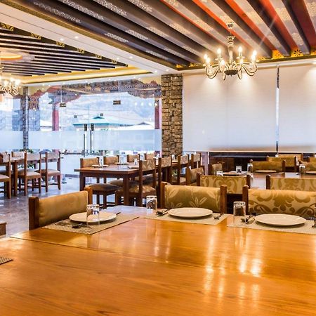 White Dragon Hotel Punakha Exterior photo
