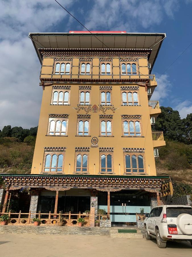 White Dragon Hotel Punakha Exterior photo